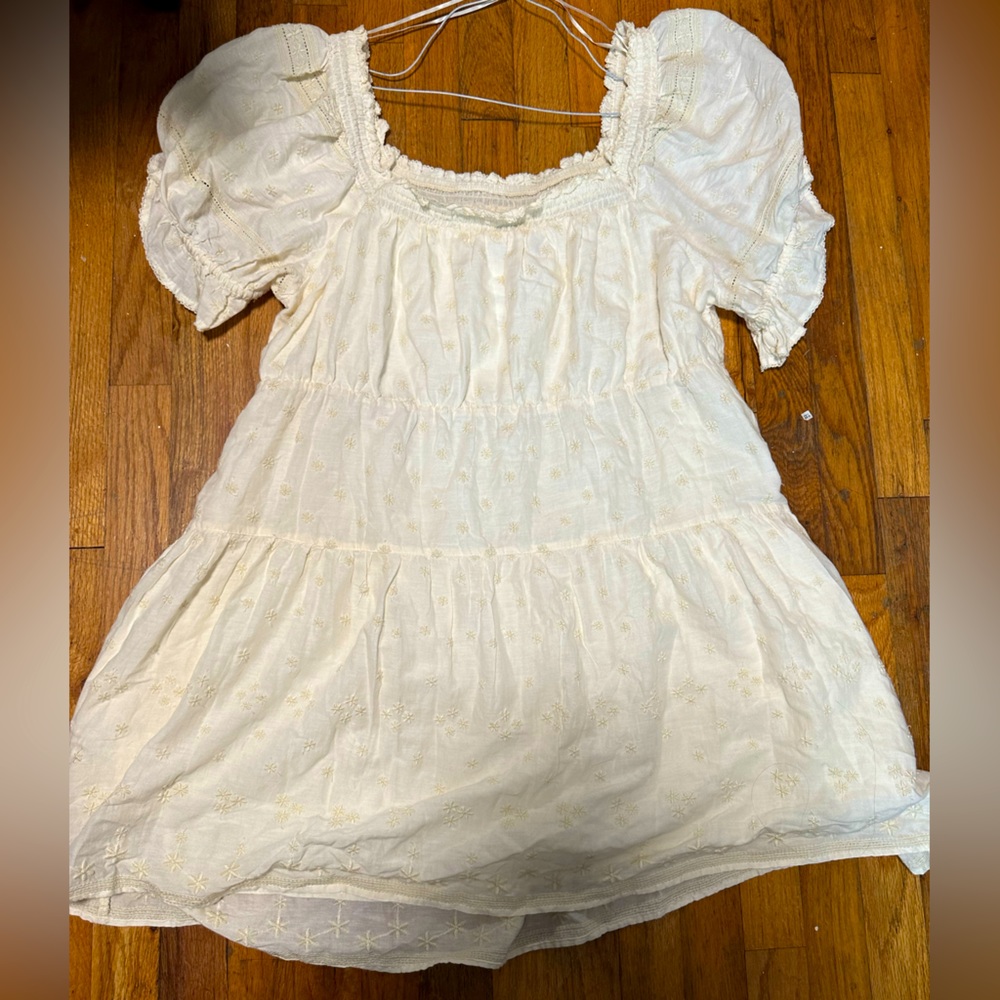 Old Navy Puff Sleeve Embroidered Dress NWOT